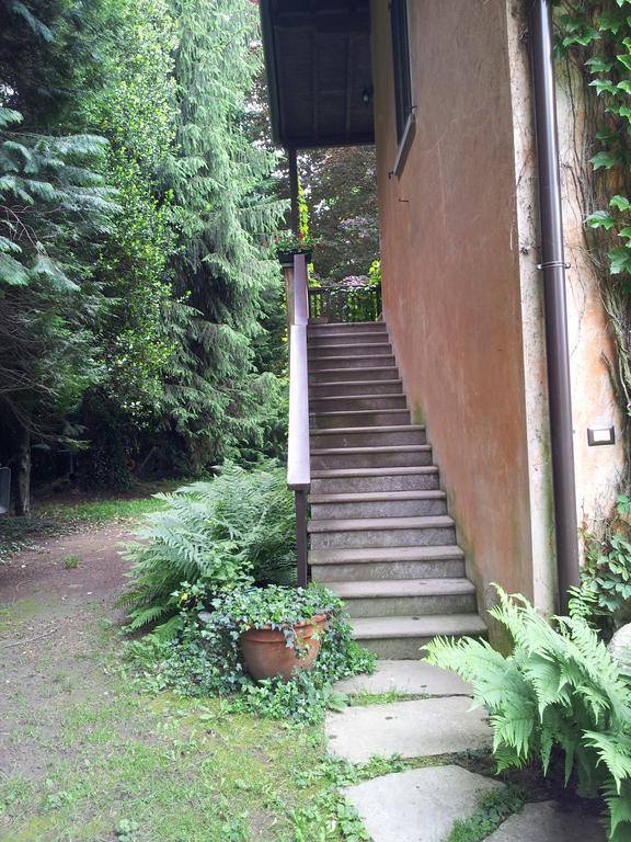 Appartamento Il Faggio Rosso Albiolo Camera foto