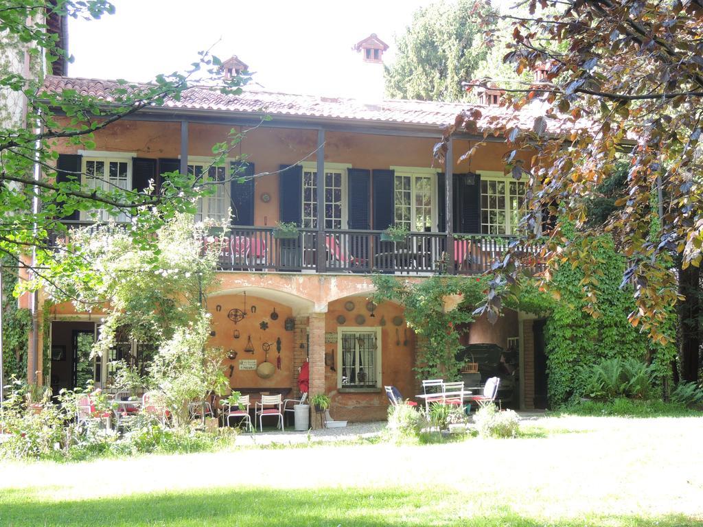 Appartamento Il Faggio Rosso Albiolo Esterno foto